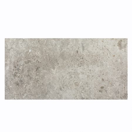 Płytki marmurowe z szarego  marmuru tundra grey ocean w rozmiarze 30/60/2 cm, wykończenie satynowe